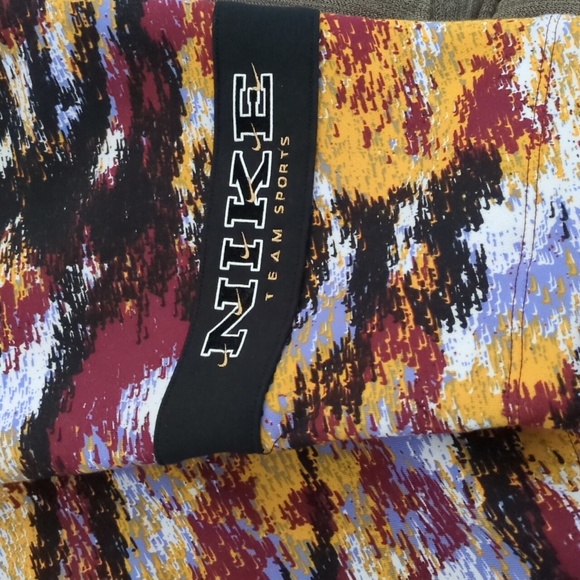 Nike women fleece curve pants - Picture 4 of 7